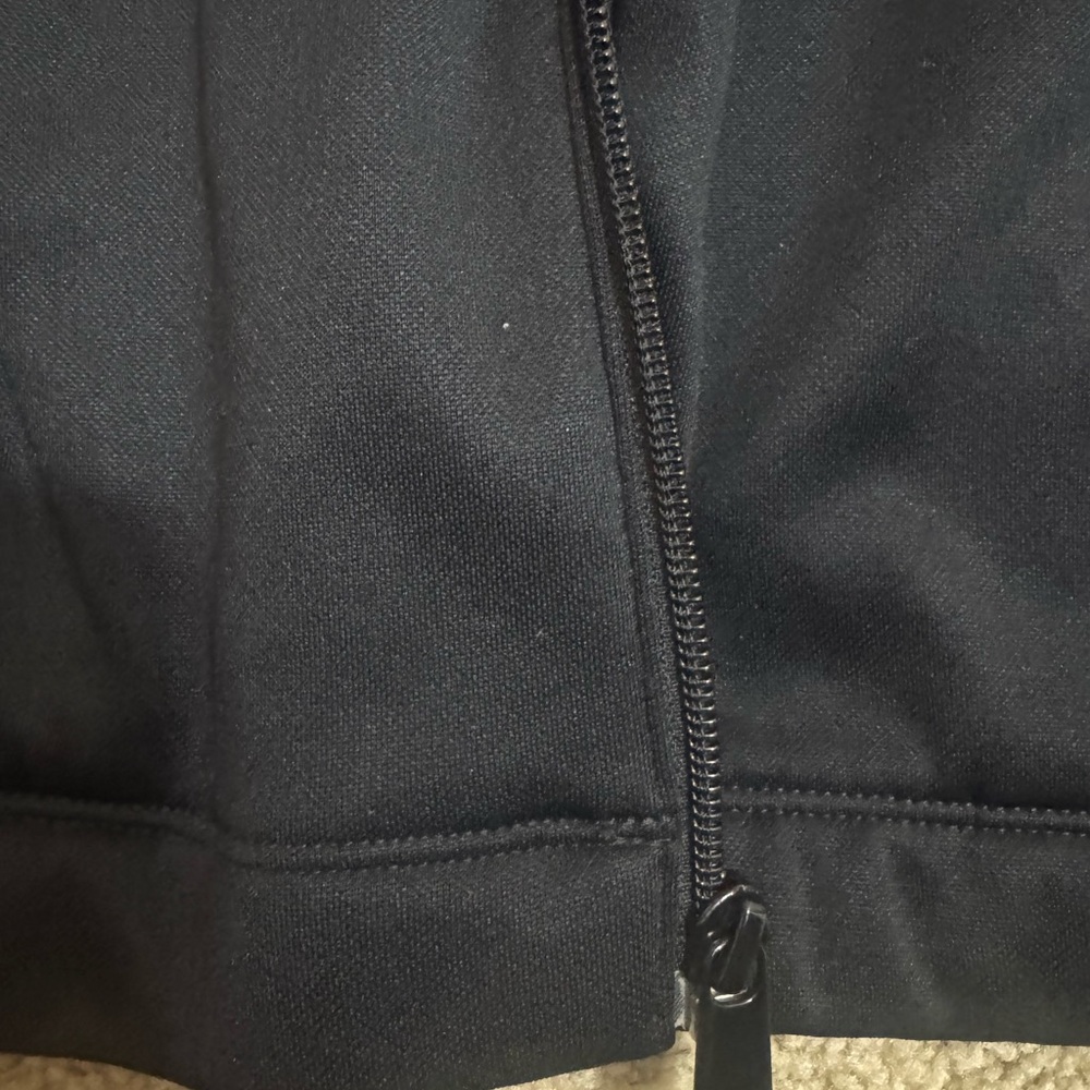 Nike Women's Black Utility Jacket - Picture 5 of 7